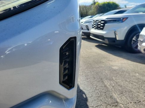 Used 2024 GMC Sierra 1500 Denali w/ Technology Package image 8