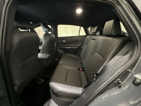 Used 2024 Toyota Venza XLE AWD/4WD image 31