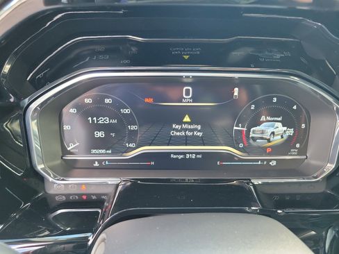 Used 2023 GMC Sierra 1500 SLT w/ SLT Premium Package image 17