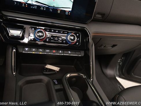 Used 2024 GMC Sierra 2500 AT4 w/ AT4 Premium Plus Package image 33