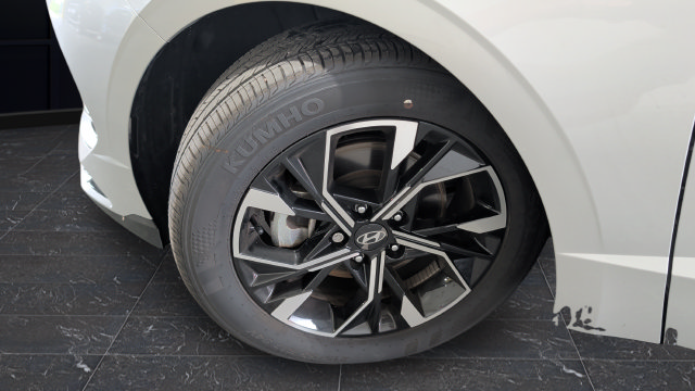 Certified 2025 Hyundai Sonata SEL AWD/4WD image 29