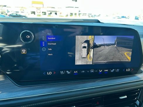 New 2026 Chevrolet Tahoe Premier w/ Sun And Tow Package AWD/4WD image 13