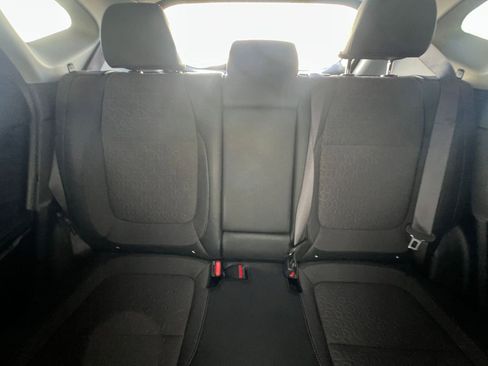 Used 2025 Kia Seltos S image 38