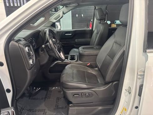 Used 2021 GMC Sierra 1500 SLT w/ SLT Premium Package AWD/4WD image 16