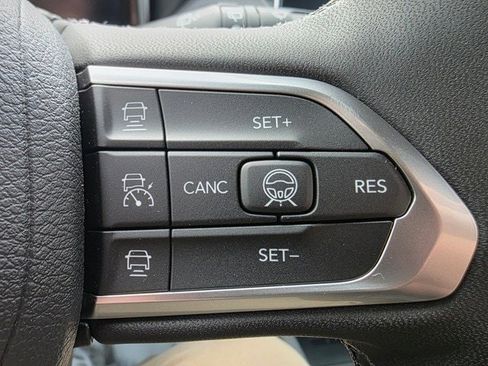 New 2026 Jeep Compass Limited w/ Sun, Sound & Navigation Group image 16