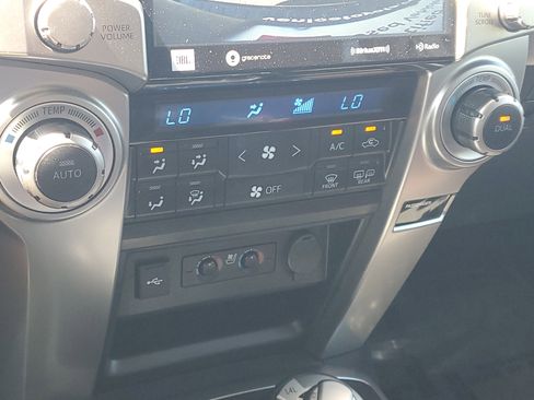 Certified 2020 Toyota 4Runner Limited AWD/4WD image 28
