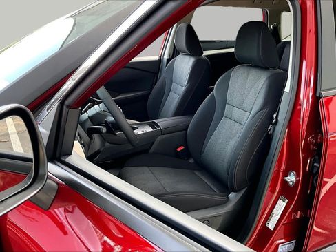New 2026 Nissan Rogue SV FWD image 9