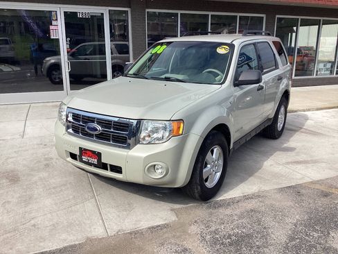 Used 2008 Ford Escape XLT FWD image 2