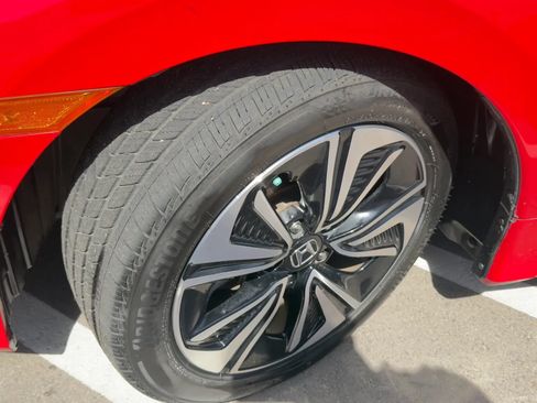 Used 2017 Honda Civic EX-T image 9
