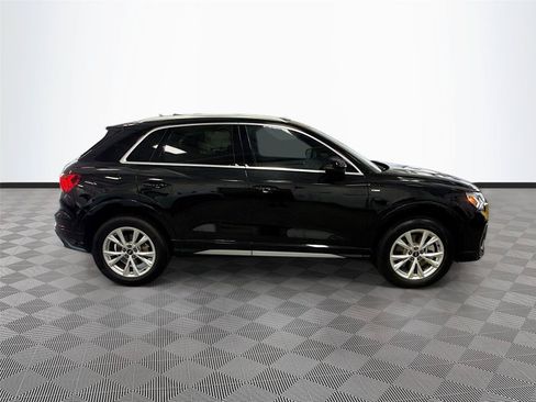 Certified 2023 Audi Q3 2.0T Premium w/ Convenience Package AWD/4WD image 8