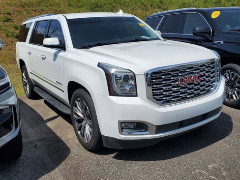 Used 2020 GMC Yukon XL Denali RWD image 2