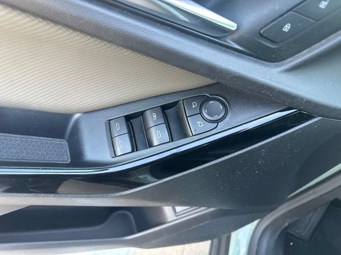 Used 2025 Chevrolet Equinox LT w/ Convenience Package II AWD/4WD image 7