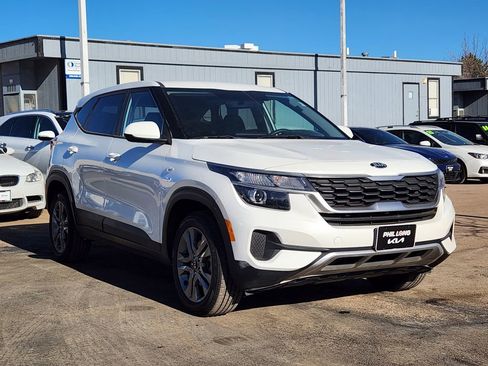 Certified 2021 Kia Seltos LX image 3