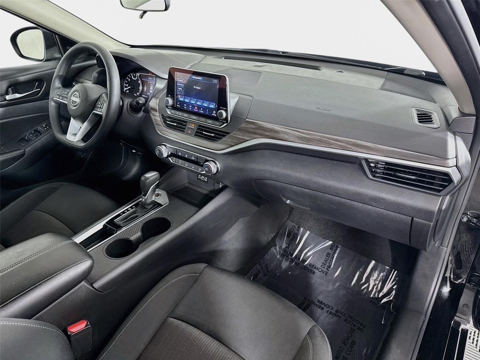 Certified 2025 Nissan Altima 2.5 SV FWD image 26