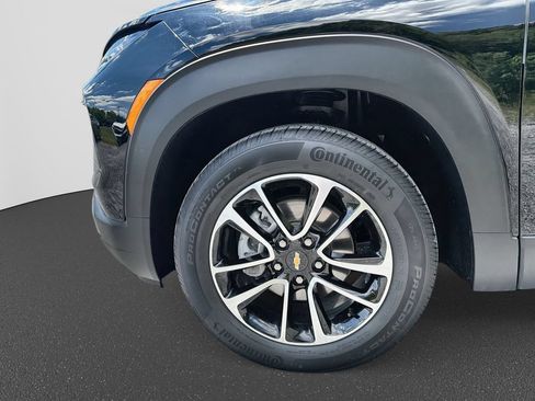 Used 2025 Chevrolet TrailBlazer LT AWD/4WD image 14