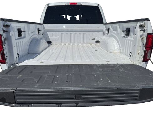 Used 2020 Ford F150 Lariat w/ Equipment Group 502A Luxury AWD/4WD image 17