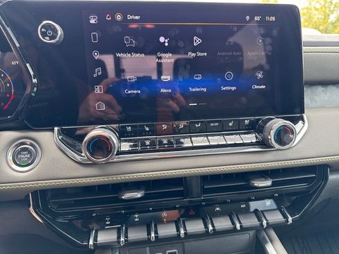 Certified 2025 Chevrolet Colorado ZR2 w/ Technology Package image 13