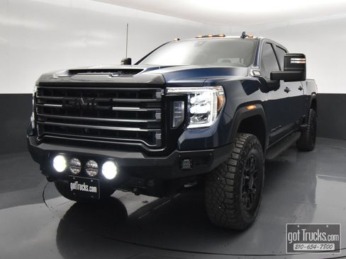 Used 2022 GMC Sierra 2500 AT4 w/ AT4 Premium Plus Package AWD/4WD image 50
