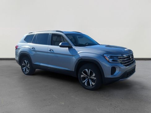 New 2026 Volkswagen Atlas SE image 7