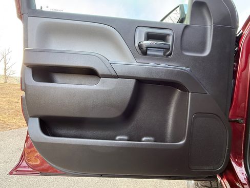 Used 2017 Chevrolet Silverado 2500 W/T w/ Snow Plow Prep Package image 10