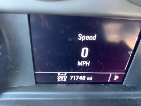 Used 2019 Chevrolet Silverado 1500 Custom w/ Custom Convenience Package image 2