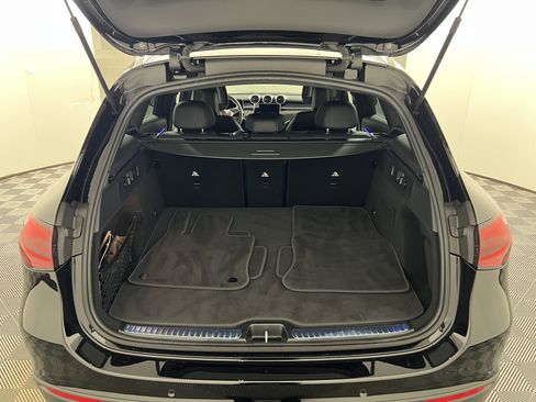 Used 2026 Mercedes-Benz GLC 300 image 19