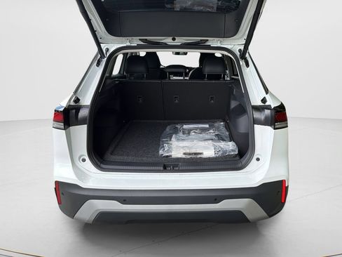 New 2026 Volkswagen Tiguan SE AWD/4WD image 10