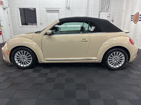 Used 2019 Volkswagen Beetle 2.0T SE image 6