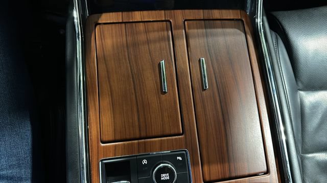 Used 2019 Lincoln Navigator L Reserve AWD/4WD image 19
