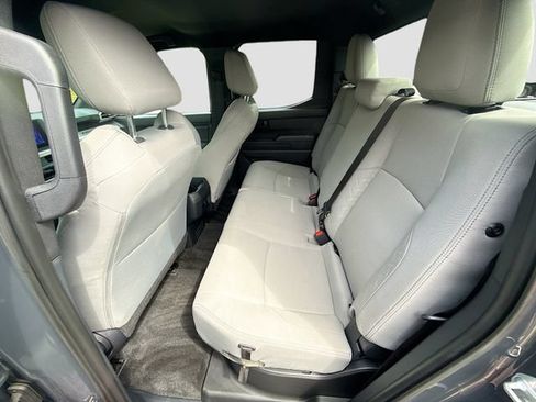 Used 2024 Toyota Tacoma SR5 AWD/4WD image 24