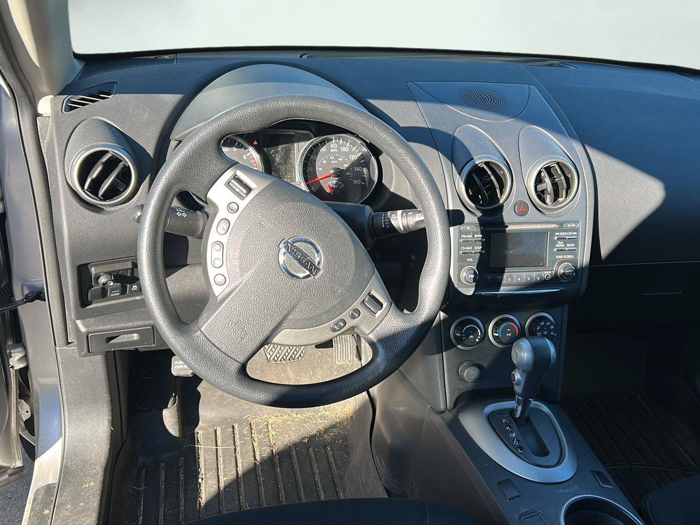 Used 2013 Nissan Rogue SV AWD/4WD image 7