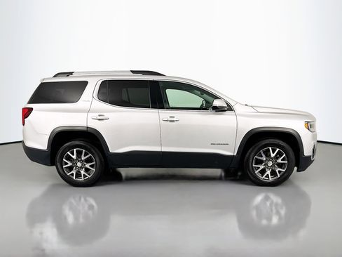 Used 2020 GMC Acadia SLE w/ Driver Convenience Package image 4
