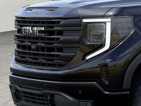 Used 2026 GMC Sierra 1500 Elevation w/ Preferred Package AWD/4WD image 13