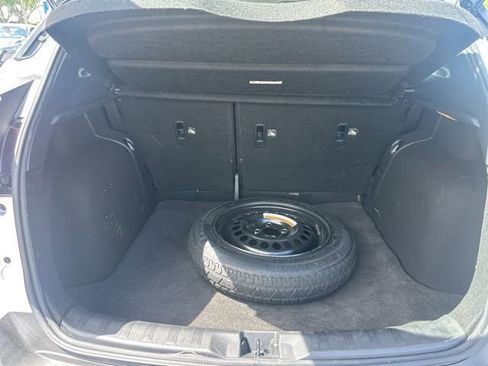 Used 2019 Nissan Kicks SR w/ SR Premium Package image 38