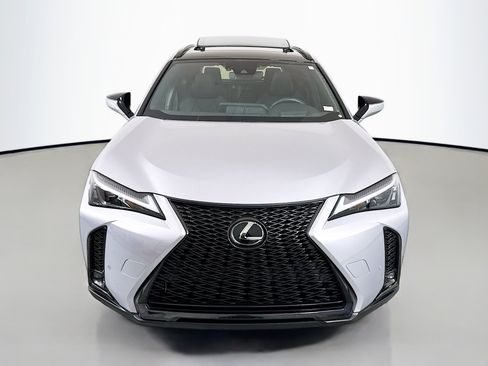 Used 2023 Lexus UX 250h F Sport image 2