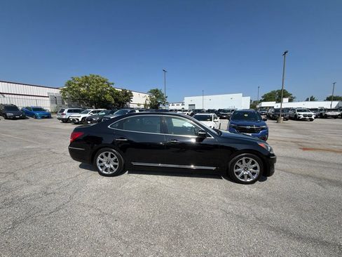 Used 2013 Hyundai Equus Signature RWD image 8