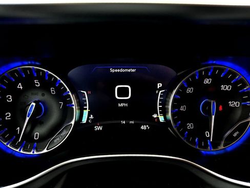 New 2026 Chrysler Pacifica Limited w/ Uconnect Theater Family Group image 21