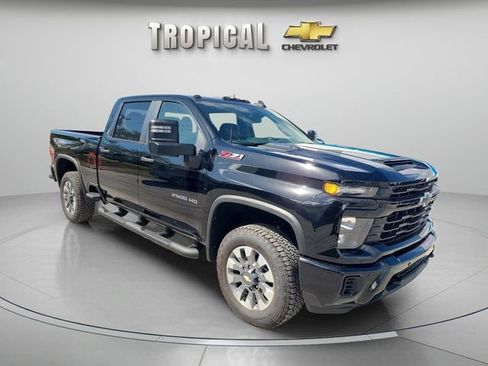 New 2026 Chevrolet Silverado 2500 Custom w/ Custom Value Package AWD/4WD image 3
