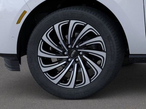 New 2025 Lincoln Navigator L Black Label image 19