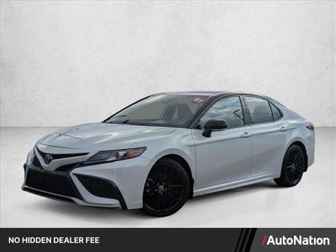 Used 2023 Toyota Camry XSE w/ Cold Weather Package AWD/4WD image 1