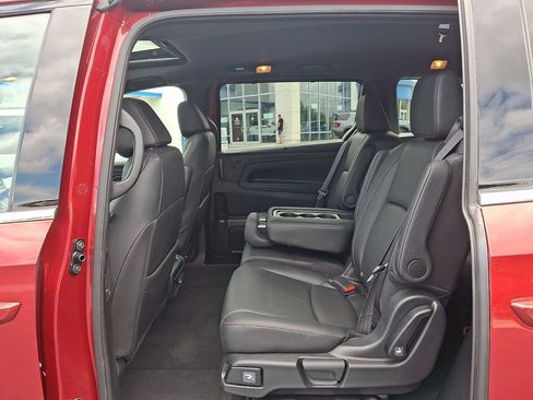 Used 2023 Honda Odyssey Sport image 13