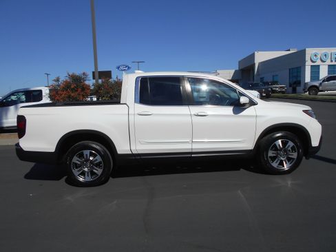 Used 2019 Honda Ridgeline RTL image 3