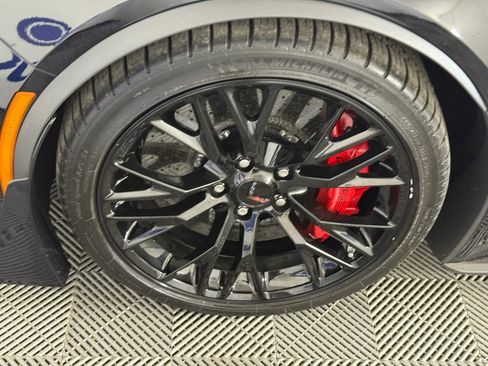 Used 2017 Chevrolet Corvette Z06 image 8
