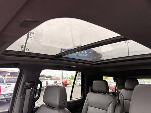 Used 2023 Chevrolet Tahoe Z71 w/ Z71 Off-Road Package AWD/4WD image 25
