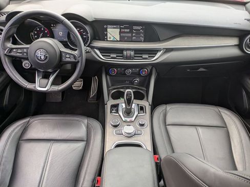 Used 2022 Alfa Romeo Stelvio Ti image 21
