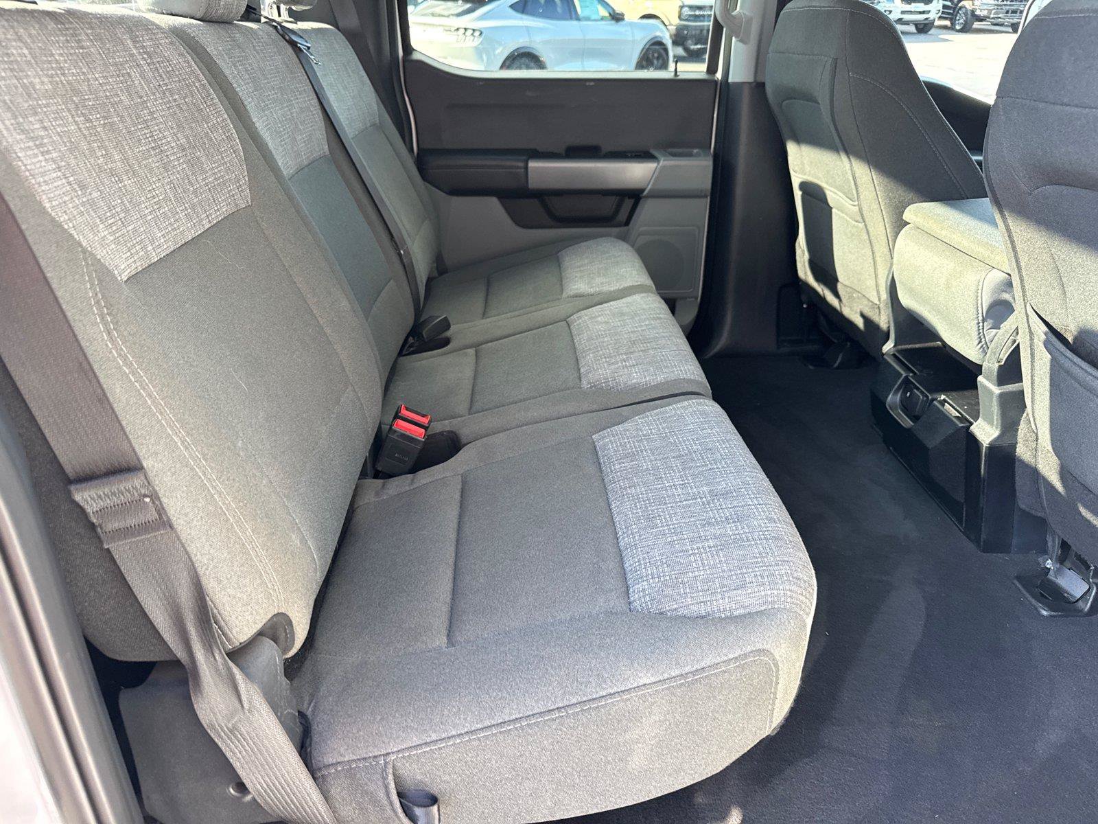 Certified 2025 Ford F250 XLT AWD/4WD image 18