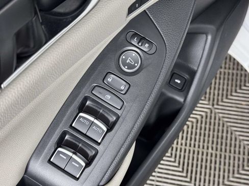 Used 2021 Honda Accord Touring image 18