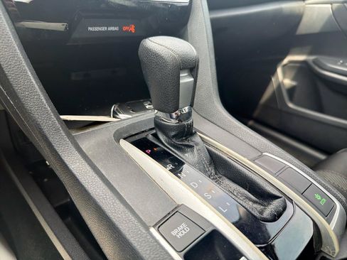 Used 2018 Honda Civic EX image 22