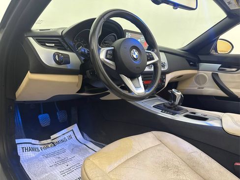 Used 2014 BMW Z4 sDrive28i RWD image 34