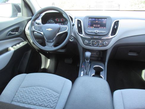 Used 2023 Chevrolet Equinox LS w/ Sport Edition FWD image 14
